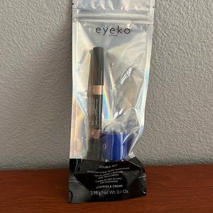 Eyeko Double Act Shadow Stick w/ Sharpener (cookies and Cream) Never Opened!
